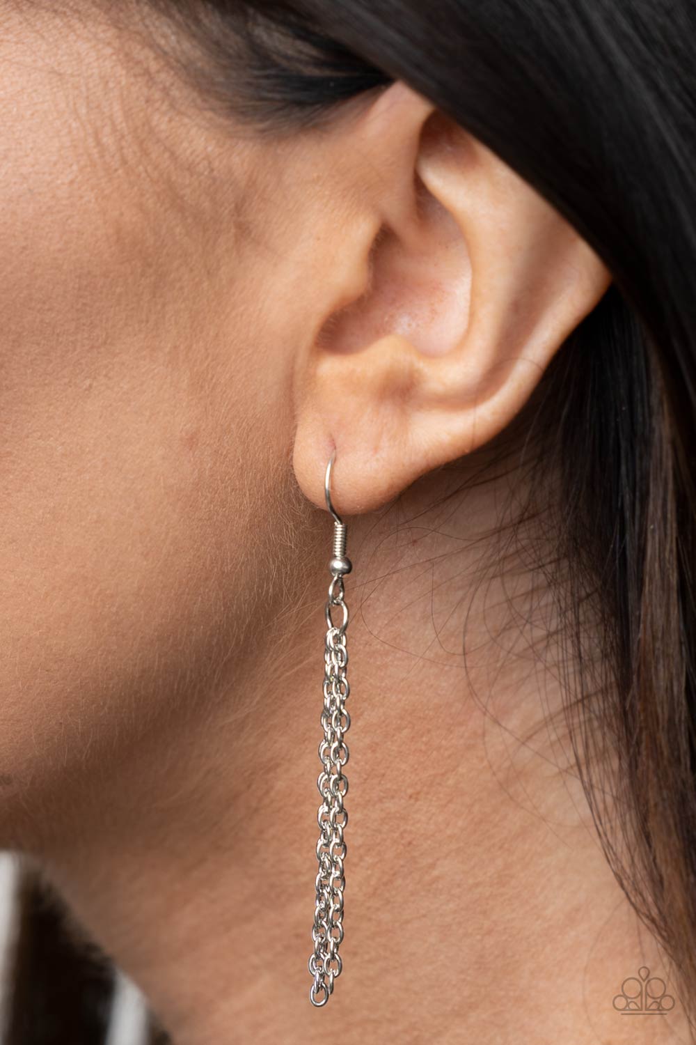 Paparazzi Accessories - The Cool Mom - Silver Necklace