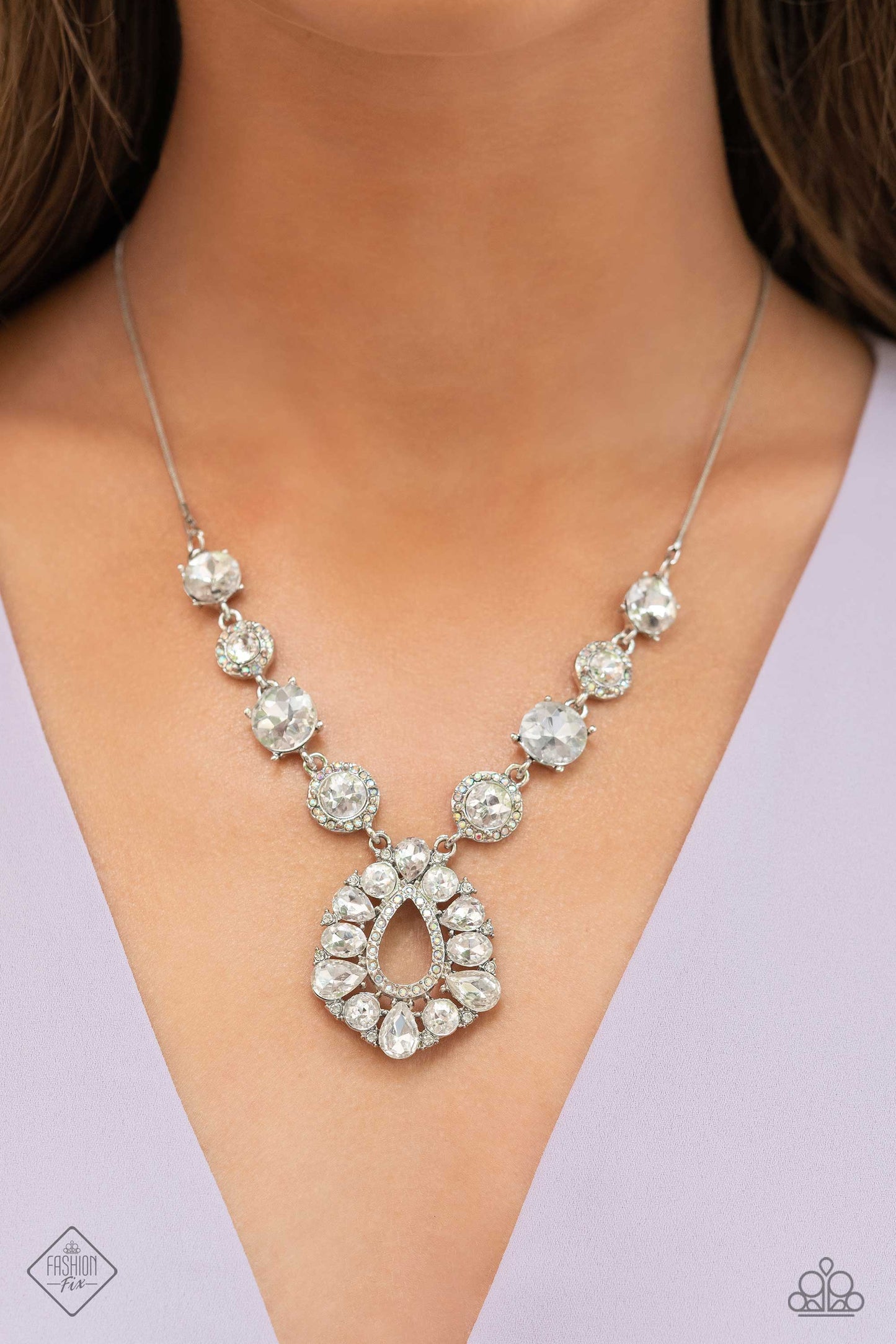 Paparazzi Accessories - Fiercely 5th Avenue - Complete Trend Blend Item #FFA-0723