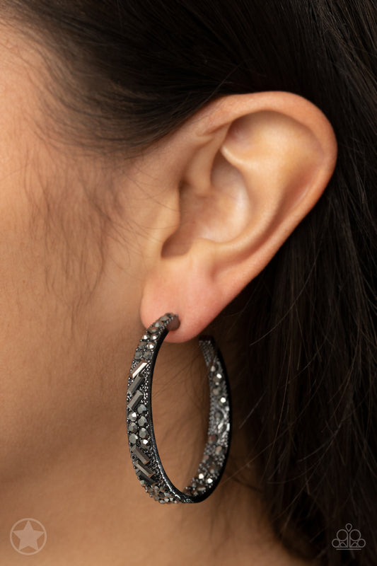 Paparazzi Accessories - GLITZY By Association - Black Earring