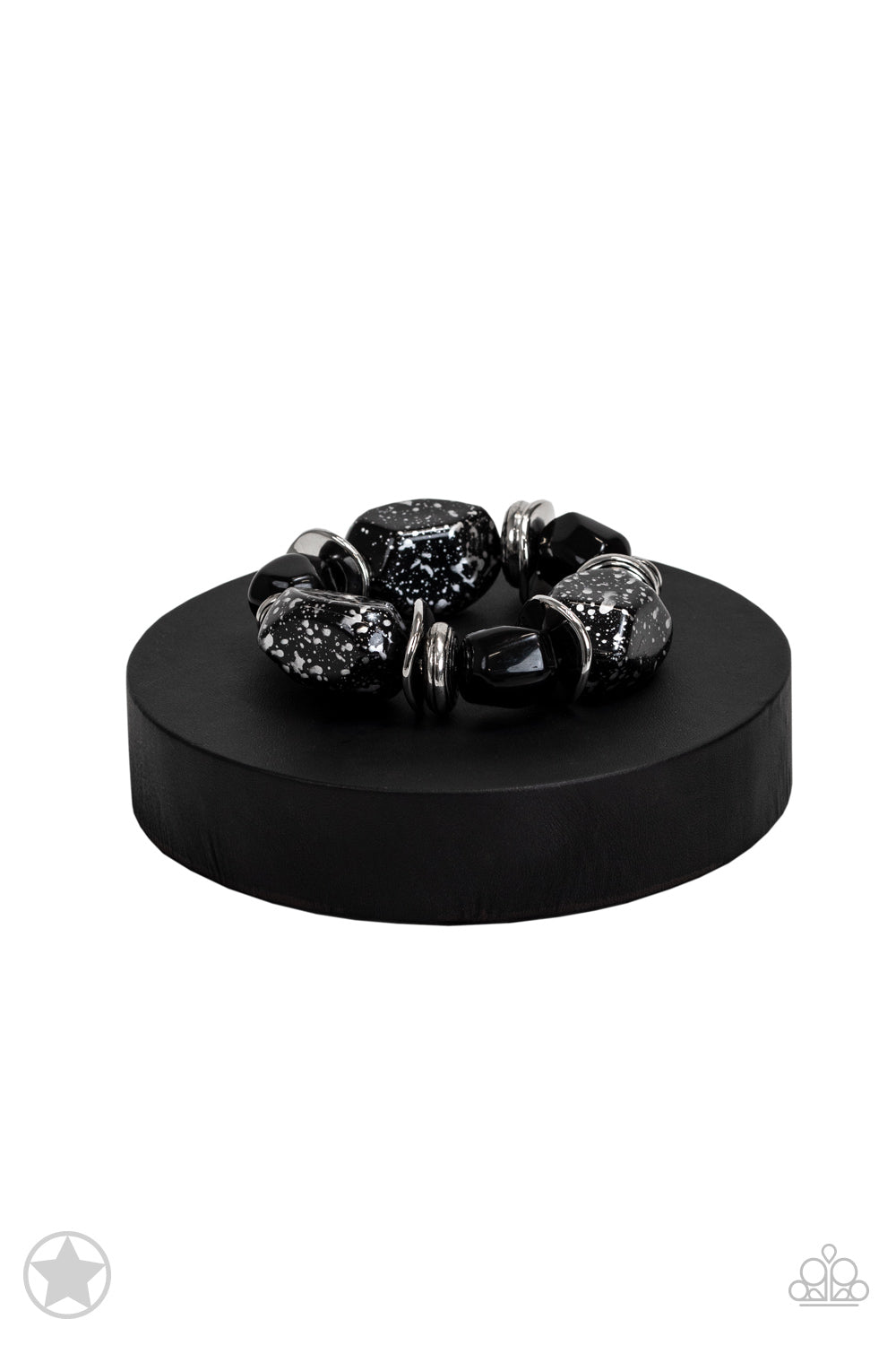 Paparazzi Accessories - Glaze of Glory - Black Bracelet