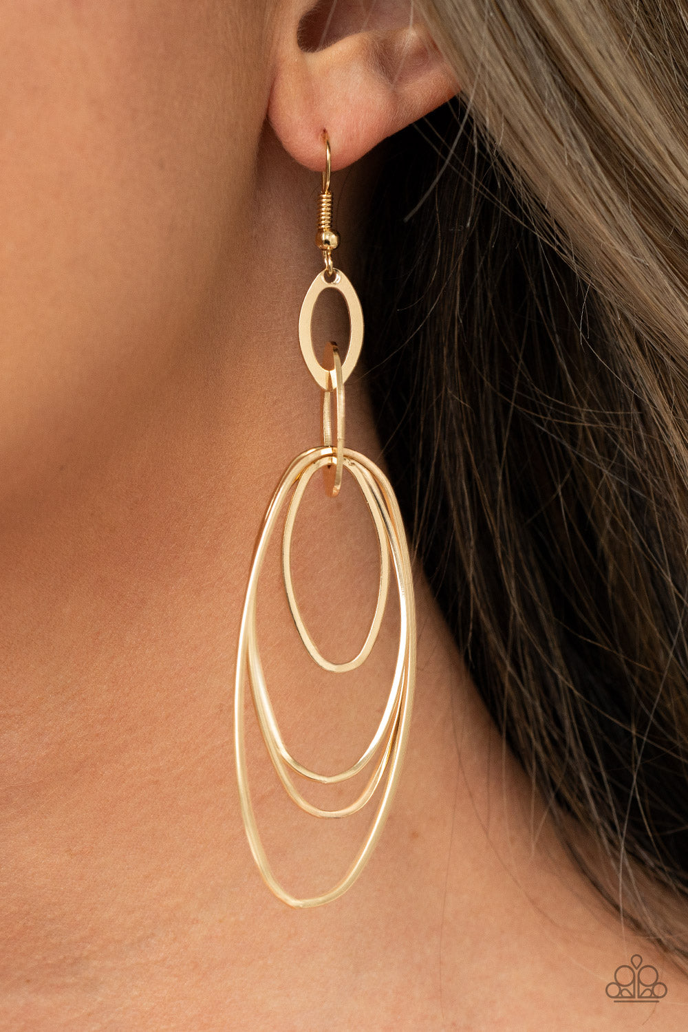 Paparazzi Accessories - OVAL The Moon - Gold Earring