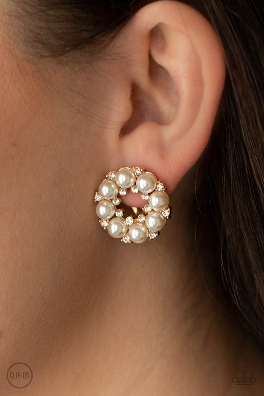 Paparazzi Accessories - Roundabout Ritz - Gold Earring