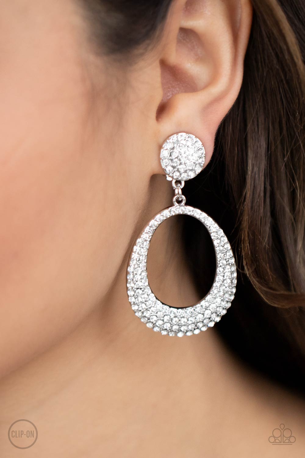 Paparazzi Accessories - Sophisticated Smolder - White Earring