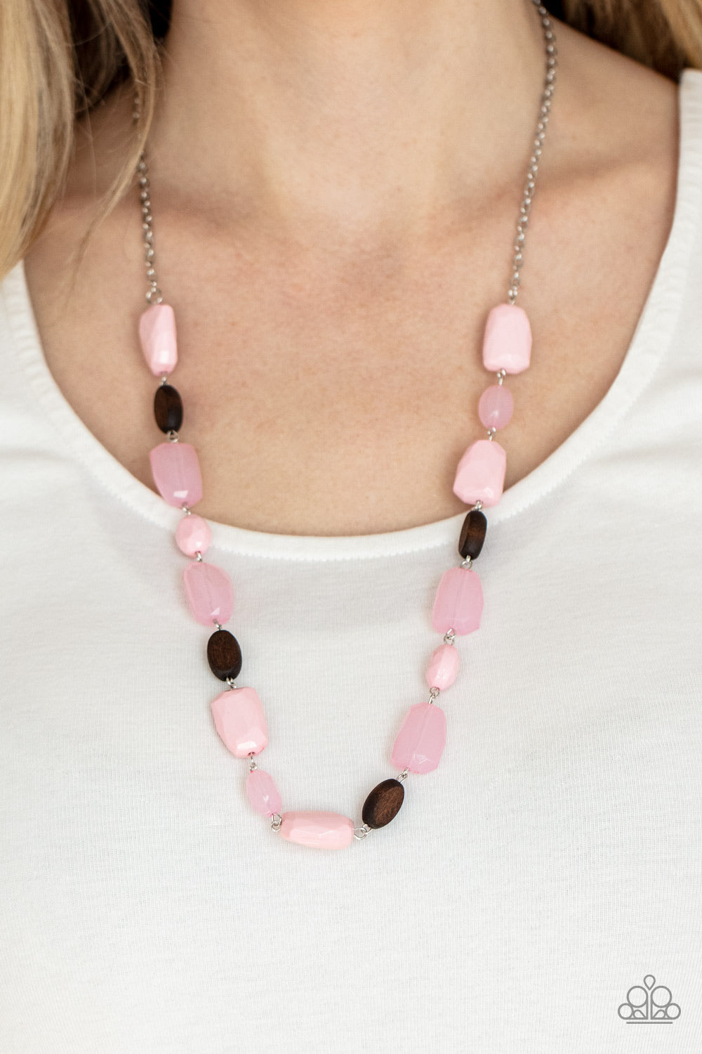 Paparazzi Accessories - Meadow Escape - Pink Necklace