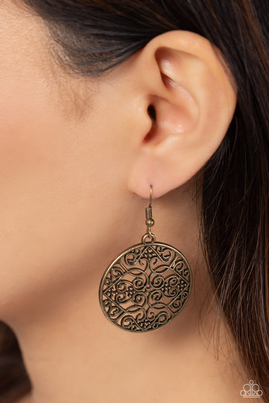 Paparazzi Accessories - Dubai Décor - Brass Earring