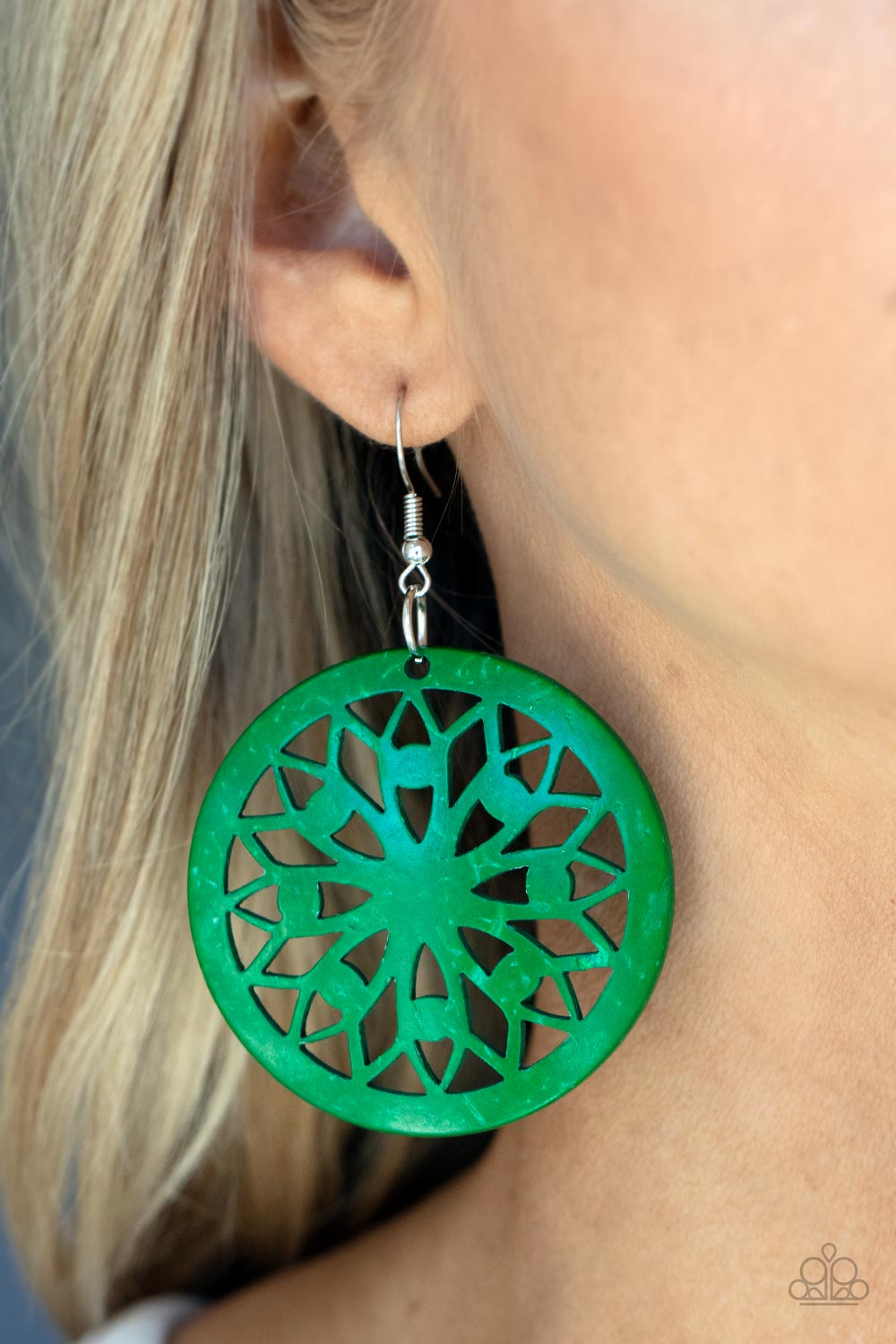 Paparazzi Accessories - Ocean Canopy - Green Earring