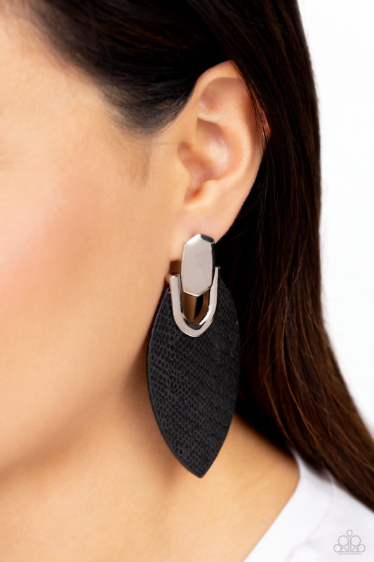 Paparazzi Accessories - Wildly Workable - Black Earring