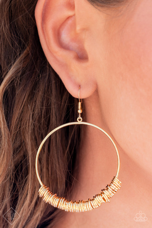 Paparazzi Accessories - Retro Ringleader - Gold Earring