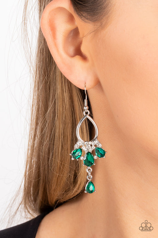 Paparazzi Accessories - Coming in Clutch - Green Earring