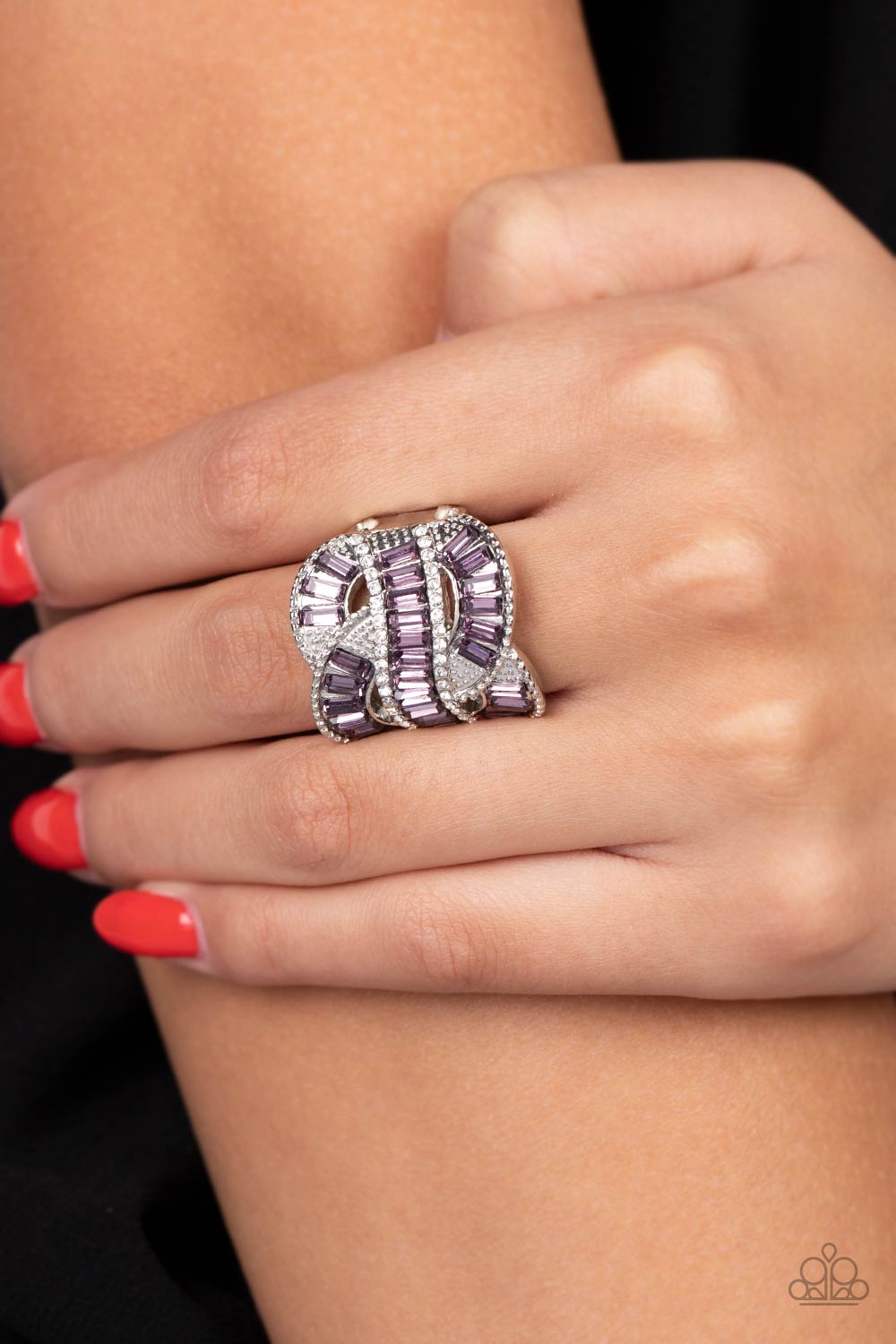 Paparazzi Accessories - Six-Figure Flex - Purple Ring