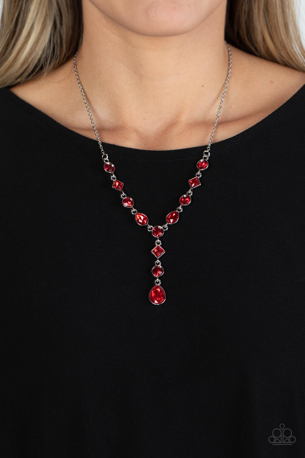 Paparazzi Accessories - Forget the Crown - Red Necklace