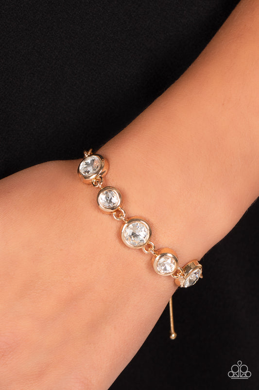 Paparazzi Accessories - Classically Cultivated - Gold Bracelet