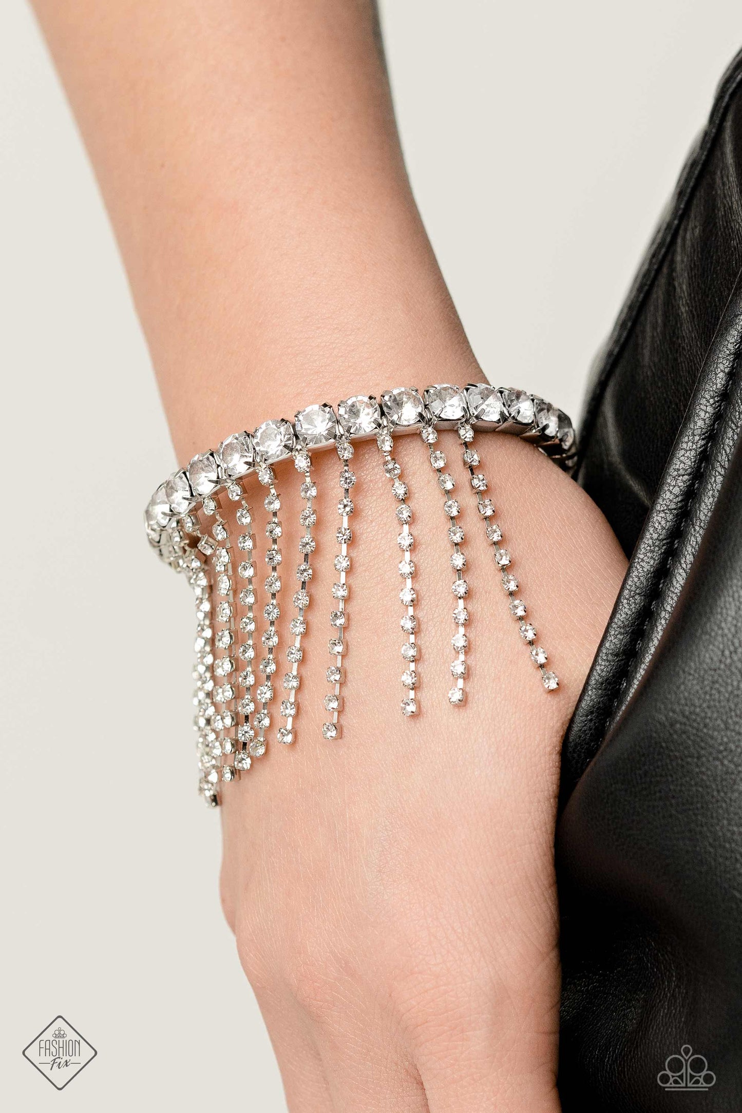 Paparazzi Accessories - Magnificent Musings - Complete Trend Blend Item #MM-0523