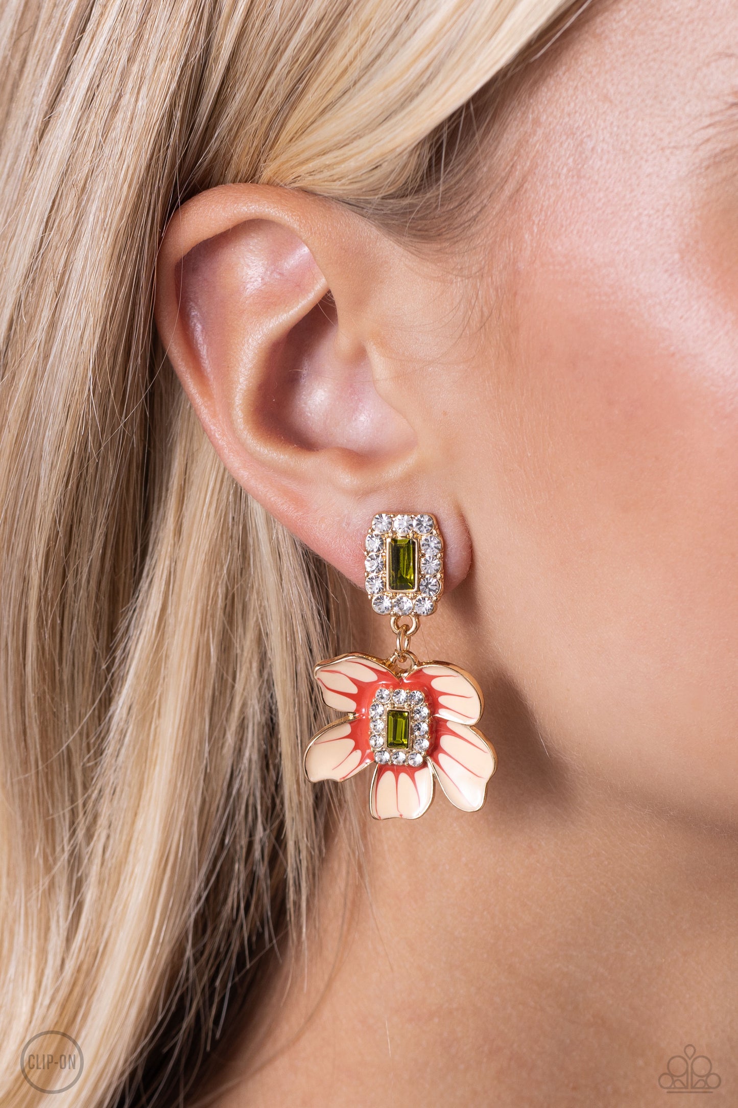 Paparazzi Accessories - Colorful Clippings - Green Earring